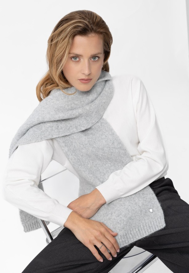 Długi szal z wełną H-VELVET