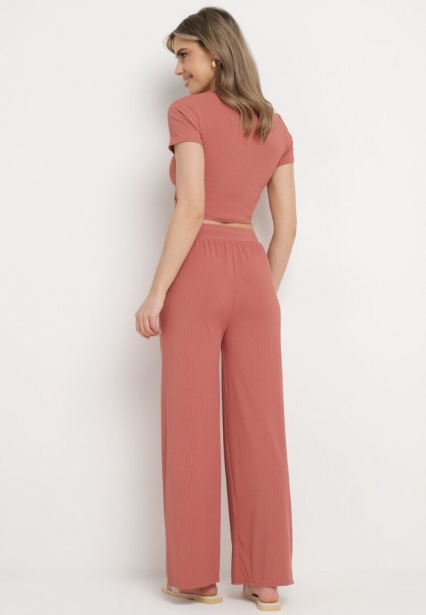 Różowy Komplet Top ze Ściągaczem Spodnie z Szerokimi Nogawkami i Gumką w Pasie Rolana
