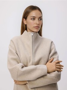 Kurtka handmade z wełną - beżowy