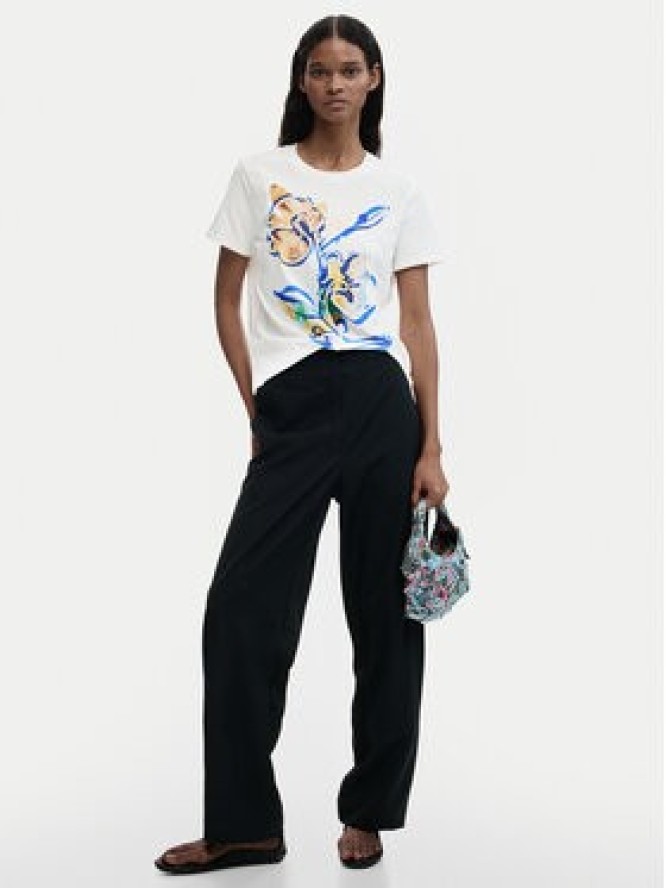 Desigual T-Shirt Zurich 26SWTK38 Biały Regular Fit