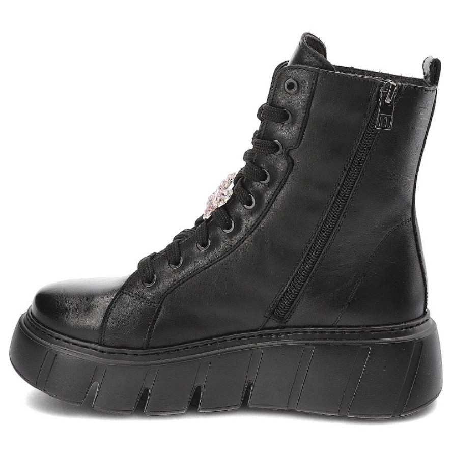 Czarne Botki Nessi Modne Obuwie Damskie Z Motylem