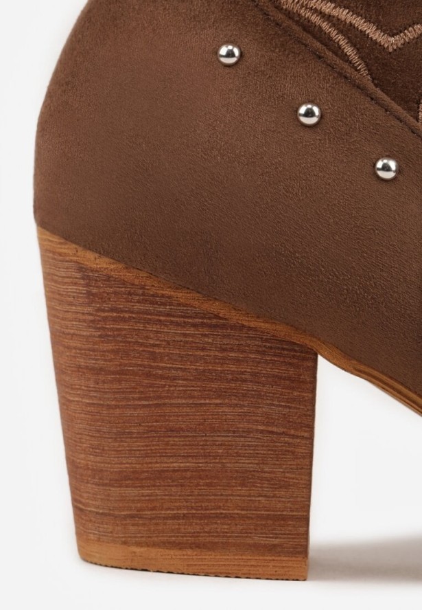 Brązowe Ażurowe Botki Kowbojki VICES na Stożku Zdobione Nitami Sennatea