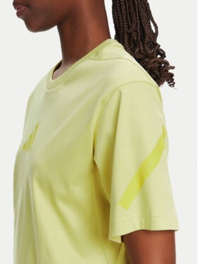 adidas T-Shirt Z.N.E. JC5400 Żółty Regular Fit