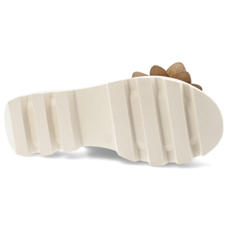 Beżowe Sandały Chebello Wygodne Obuwie Damskie