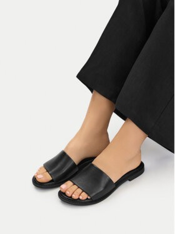 Lasocki Klapki CEO-EST-AFIONA-01 Czarny