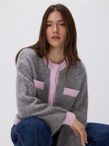 Kardigan z kontrastową lamówką - wielobarwny