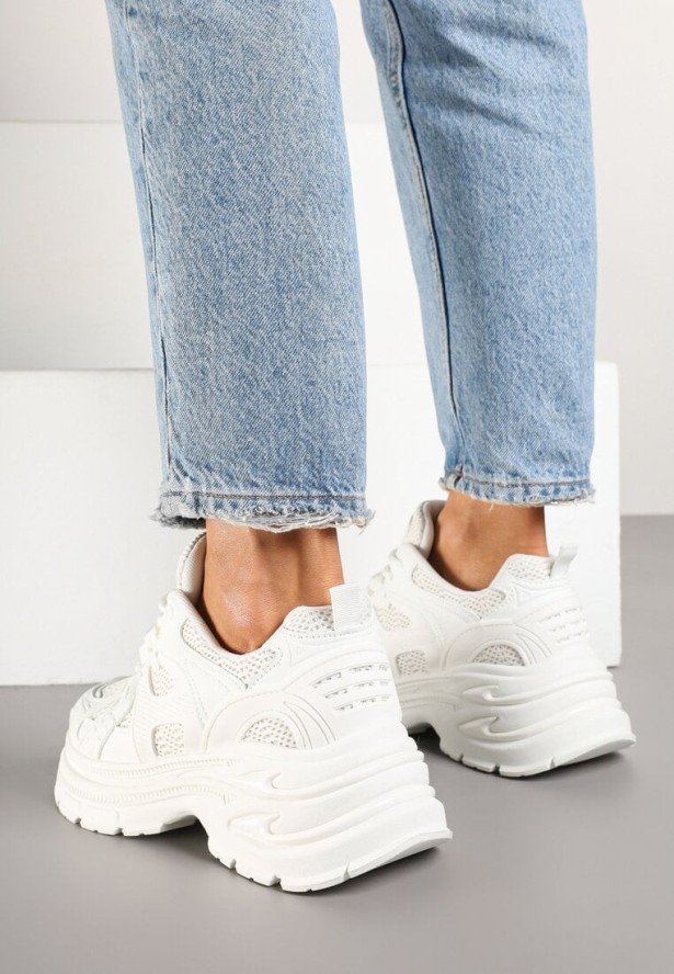 Białe Sneakersy na Platformie z Tłoczeniem i Geometrycznym Wzorem Melvila