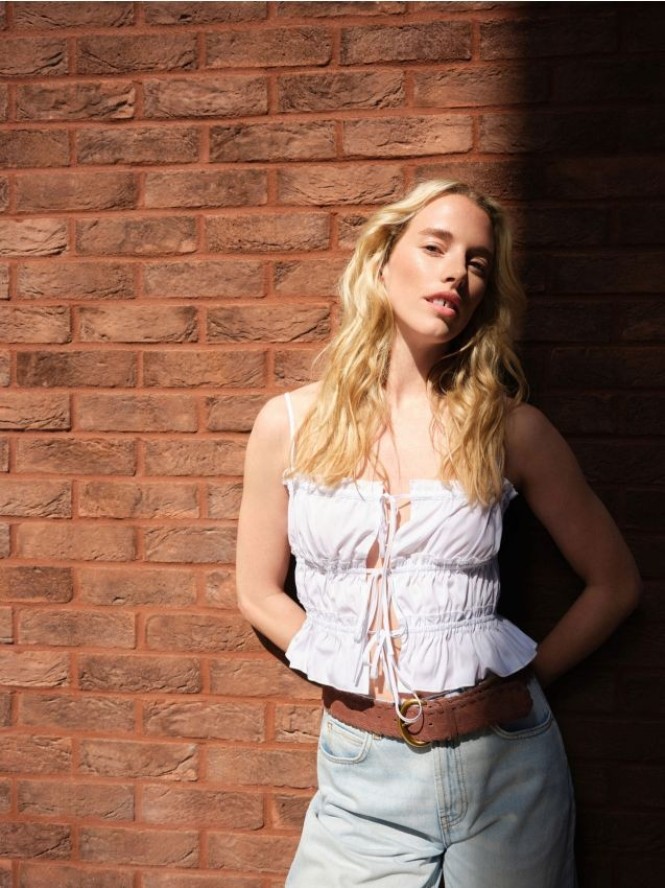 Zamszowy pasek z klamrą - ciemnobrązowy