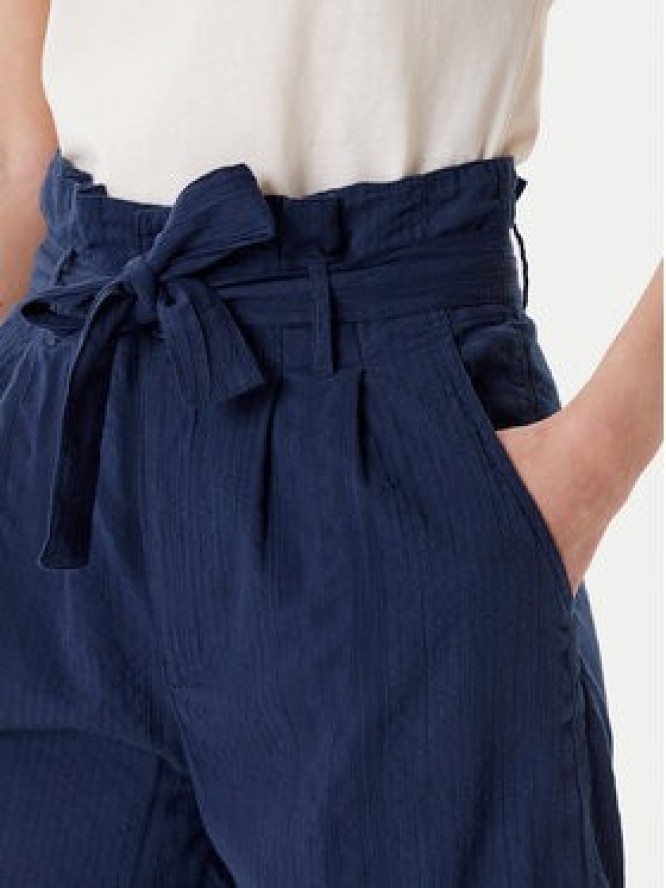 Mustang Szorty materiałowe Darrah 1016586 Granatowy Relaxed Fit