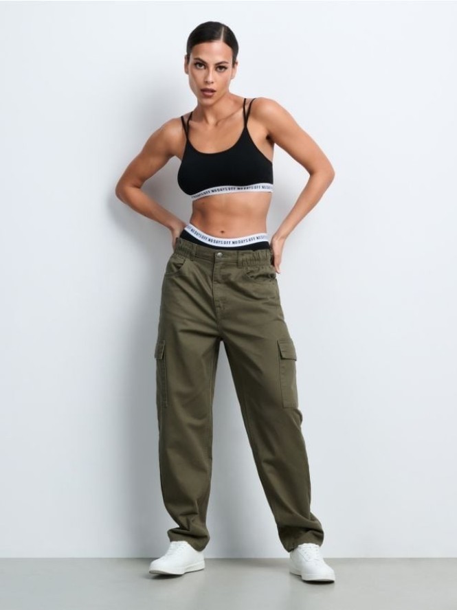 Jeansy cargo - zielony