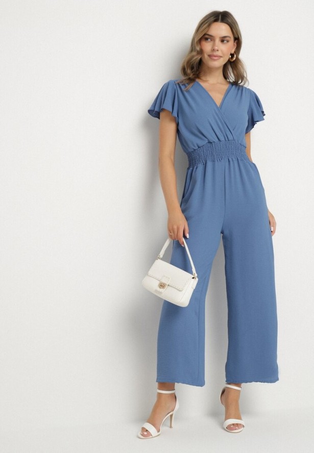 Niebieski Kombinezon z Kopertowym Dekoltem i Szeroką Gumką w Pasie Evimevi