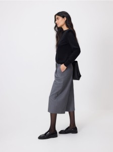 Bermudy z paskiem - szary