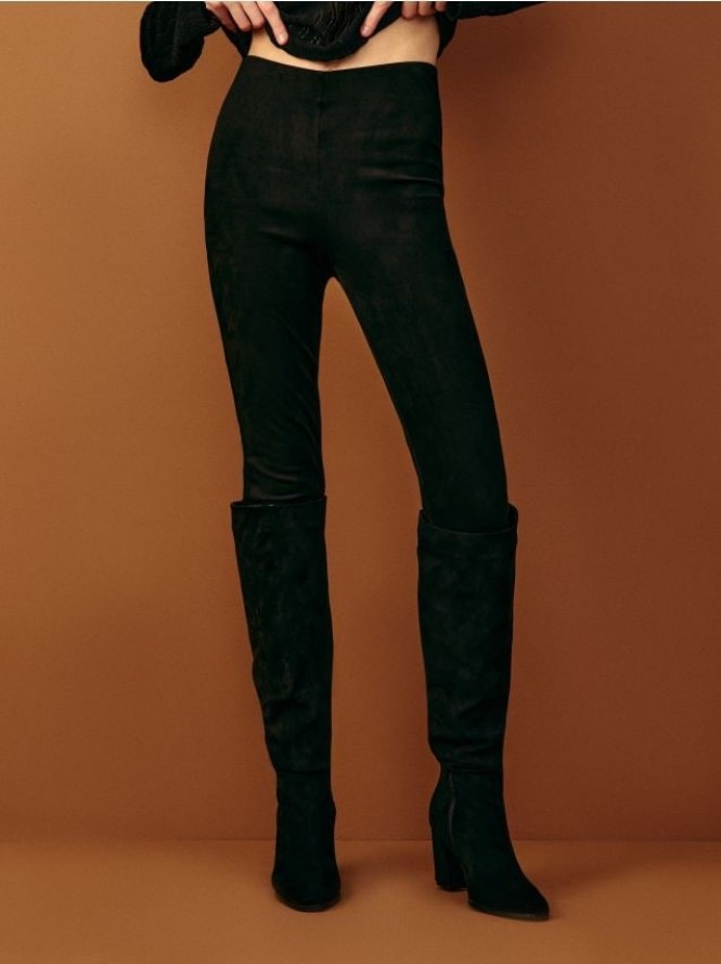 Legginsy z imitacji zamszu - czarny