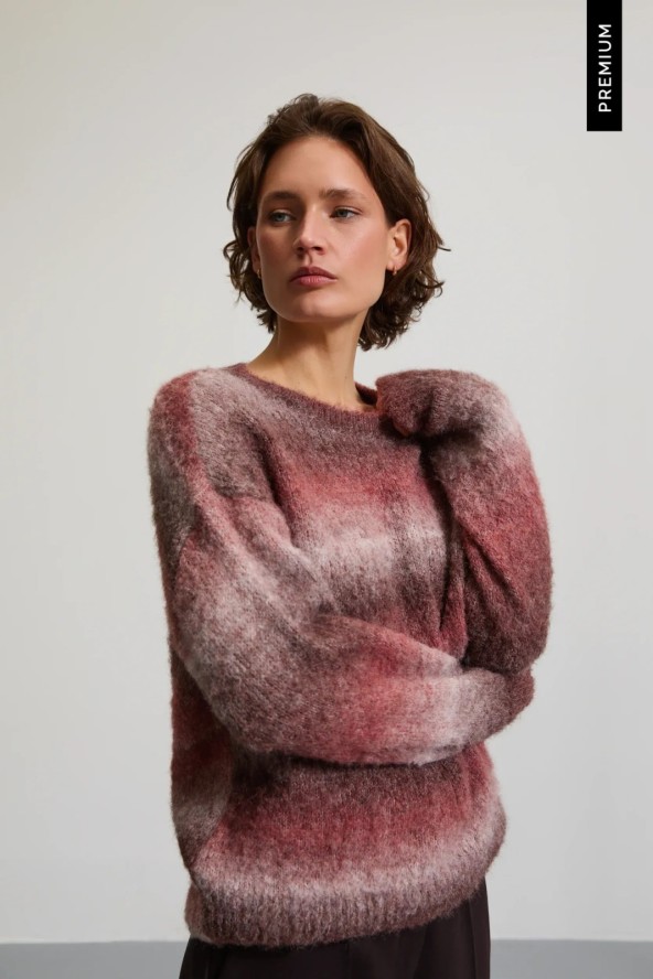 Sweter ombre burgundowy