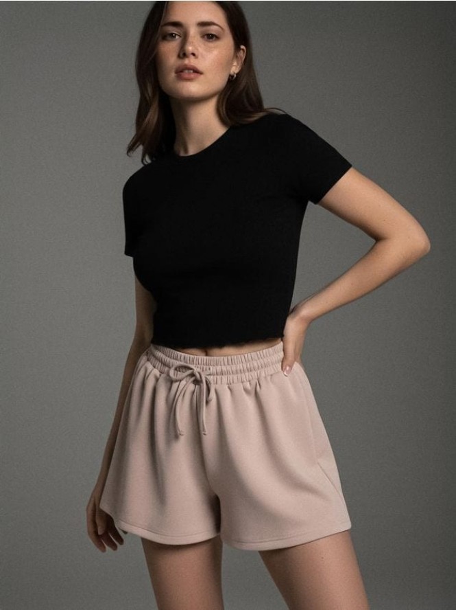 Szorty dresowe z luźnymi nogawkami soft touch - beżowy