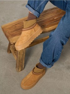 Botki z imitacji zamszu - brązowy