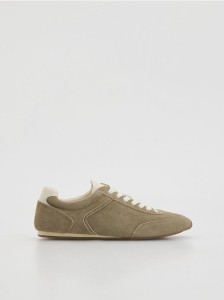 Zamszowe sneakersy - oliwkowy