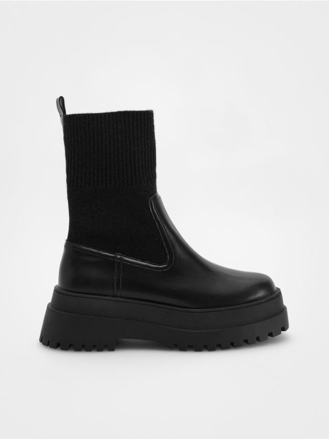 Skórzane botki - czarny