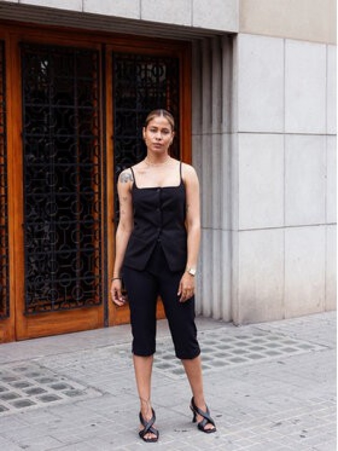 ONLY Spodnie capri Gitta 15349571 Czarny Slim Fit