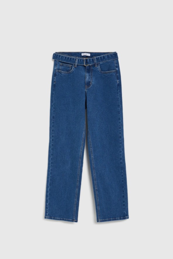 Jeansy typu straight