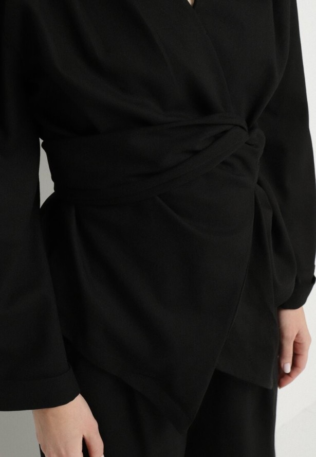 Czarny Komplet z Lnem Kopertowa Bluzka i Spodnie Koririssa