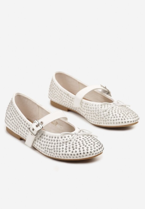 Białe Balerinki Typu Mary Jane z Cyrkoniami i Kokardą Luriellea