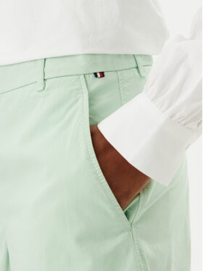 Tommy Hilfiger Szorty materiałowe WW0WW42457 Zielony Regular Fit