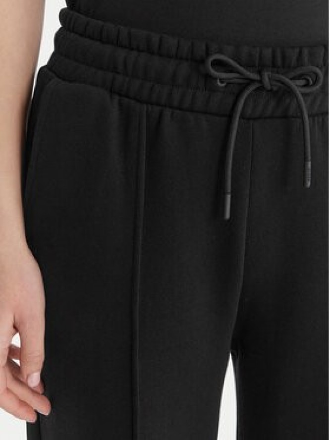 Guess Spodnie dresowe V6RB17 K9V31 Czarny Regular Fit