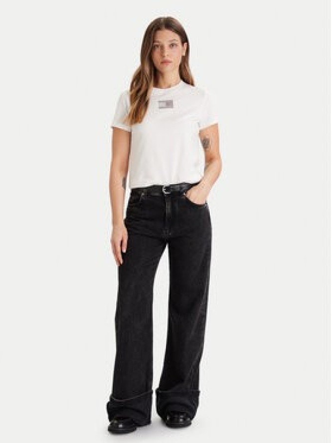 Tommy Jeans T-Shirt Party Flag DW0DW21965 Écru Regular Fit