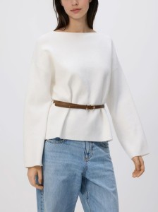 Sweter z paskiem - złamana biel