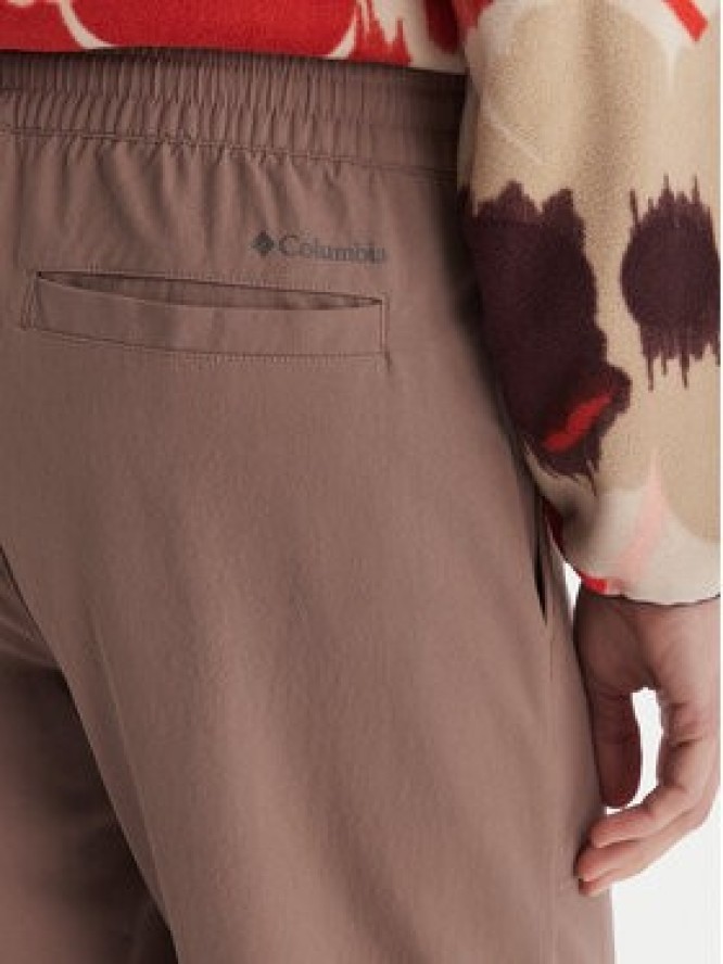 Columbia Spodnie dresowe Pinetown Canyon™ 2155911 Brązowy Regular Fit