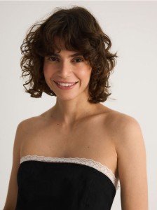 Gorset z kontrastową koronką - czarny