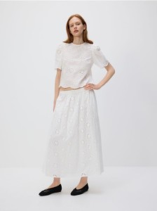 Ażurowa bluzka z bufkami - biały