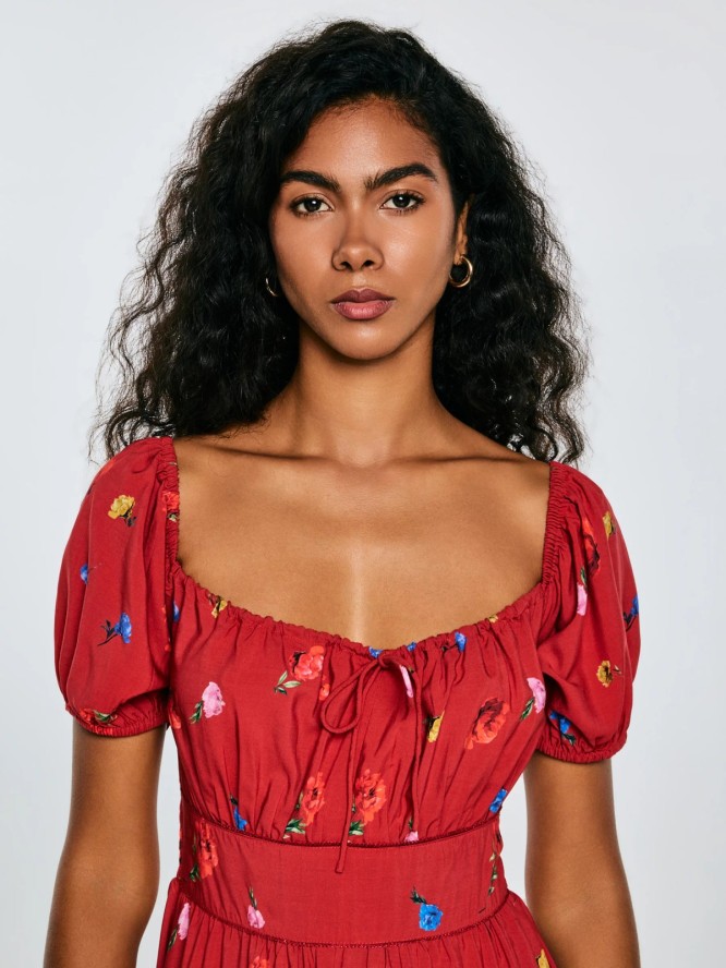 Sukienka damska midi z motywem kwiatowym czerwona Roksi 603