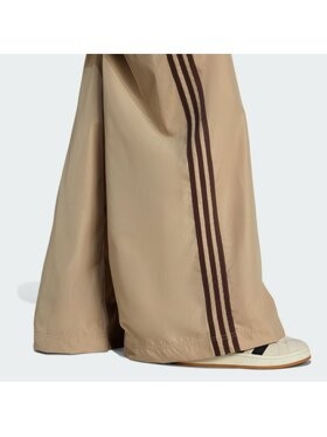 adidas Spodnie dresowe Firebird Adilenium KD6300 Beżowy Regular Fit