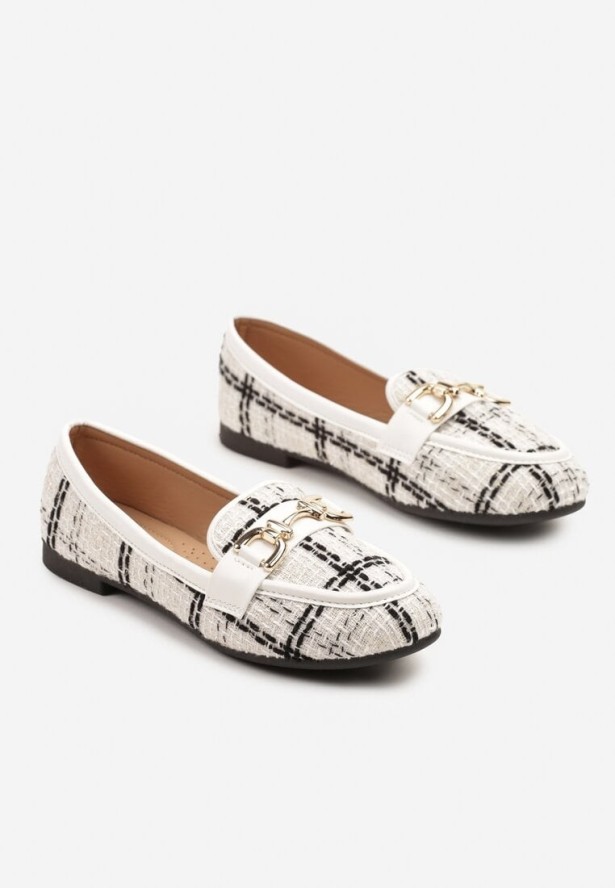 Białe Mokasyny Tweedowe z Metaliczną Aplikacją Rivlia