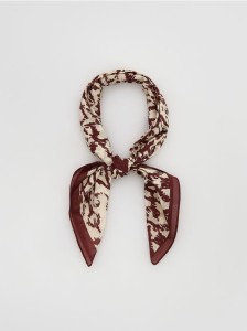 Wzorzysta apaszka - brązowy