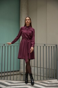 Koszulowa sukienka burgundowa