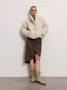 Skórzane botki na zamek - beżowy