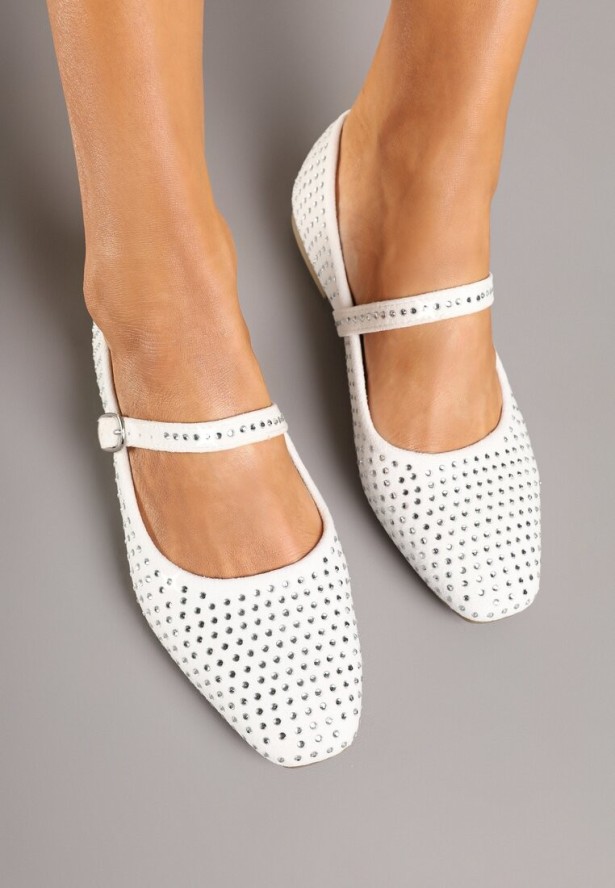 Białe Balerinki Ozdobione Cyrkoniami z Paskiem i Sprzączką Zaliren