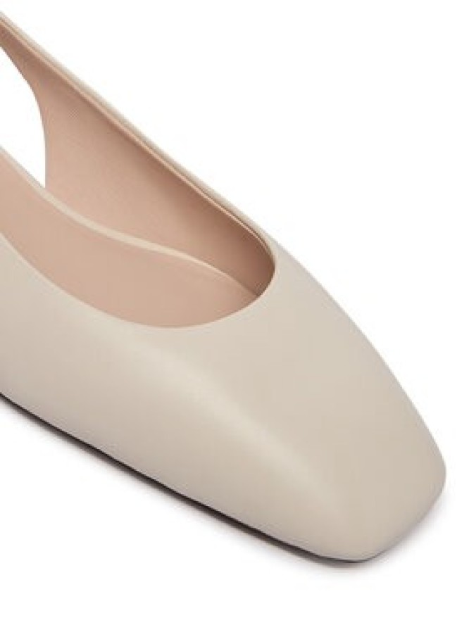 Coccinelle Baleriny C-Everyday E4 U1L 21 03 01 Écru