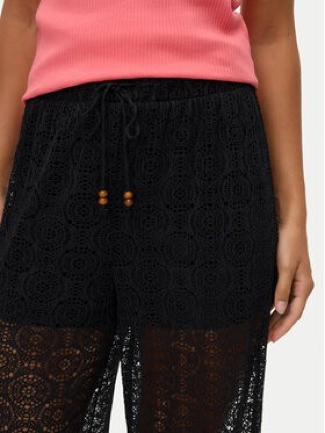 Vero Moda Spodnie materiałowe Maya 10325044 Czarny Relaxed Fit
