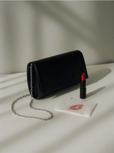 Kopertówka na łańcuszku - czarny