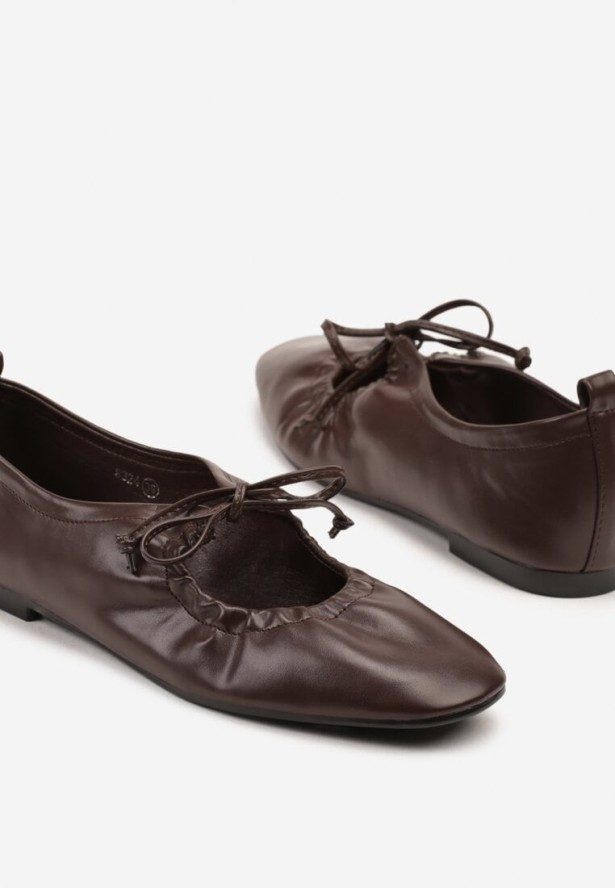 Brązowe Balerinki z Wiązanymi Rzemykami Julimaria