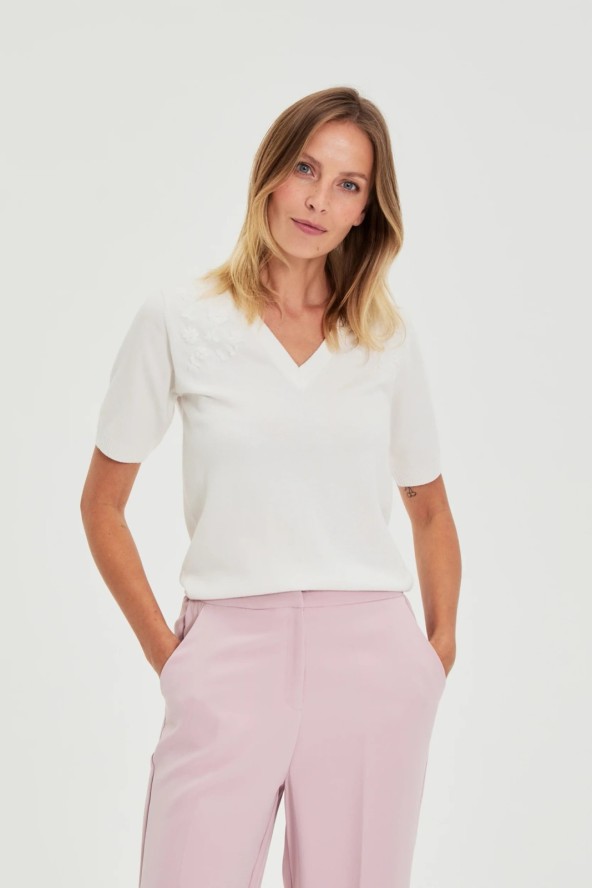 Sweter z krótkimi rękawami i dekoltem w serek biały