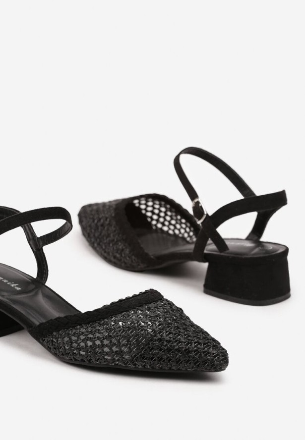 Czarne Sandały na Obcasie z Siateczkową Cholewką Lavreti