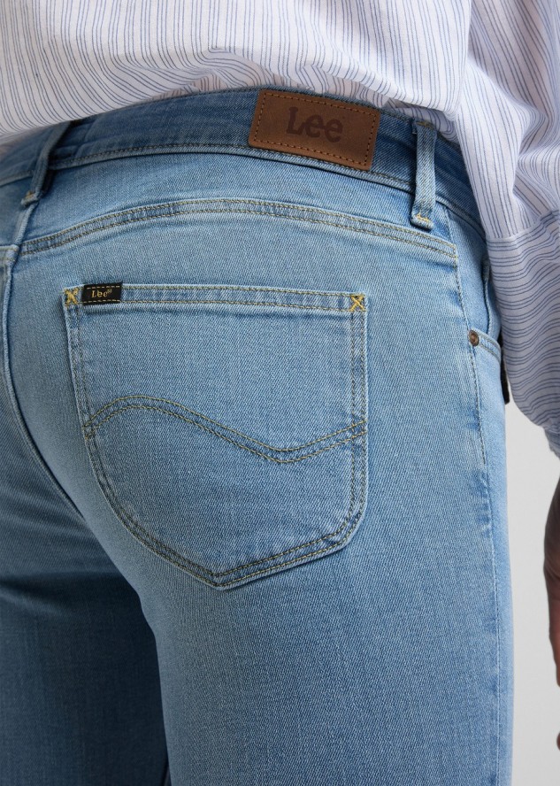 LEE SCARLETT DAMSKIE SPODNIE JEANSOWE MID CHARLY L526QDUG 112145241