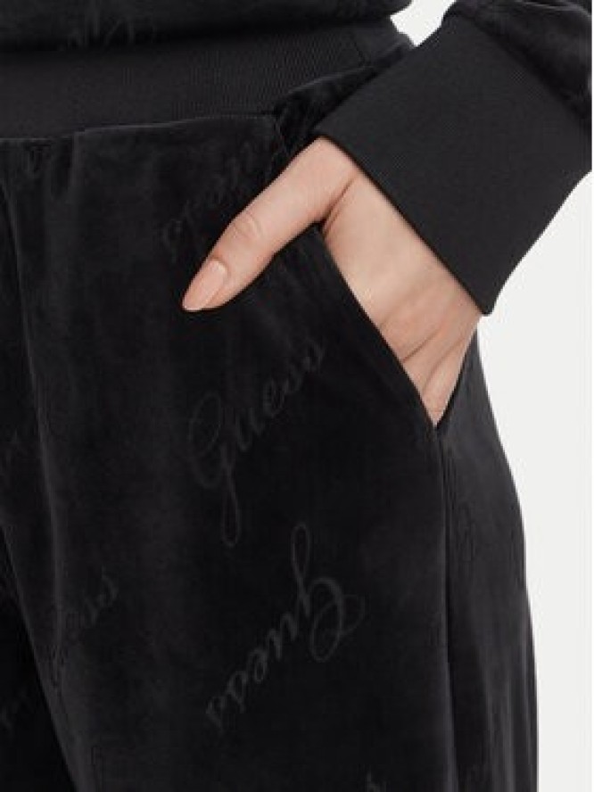 Guess Spodnie dresowe O6BB07 K5063 Czarny Regular Fit
