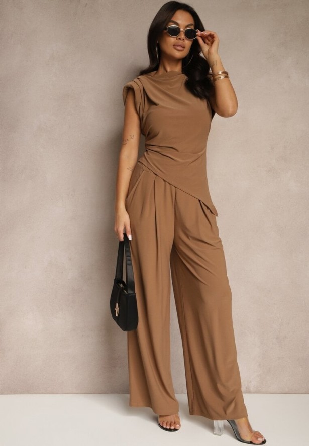 Brązowy Komplet Bluzka z Poduszkami w Ramionach i Proste Spodnie z Gumką w Pasie Divanes