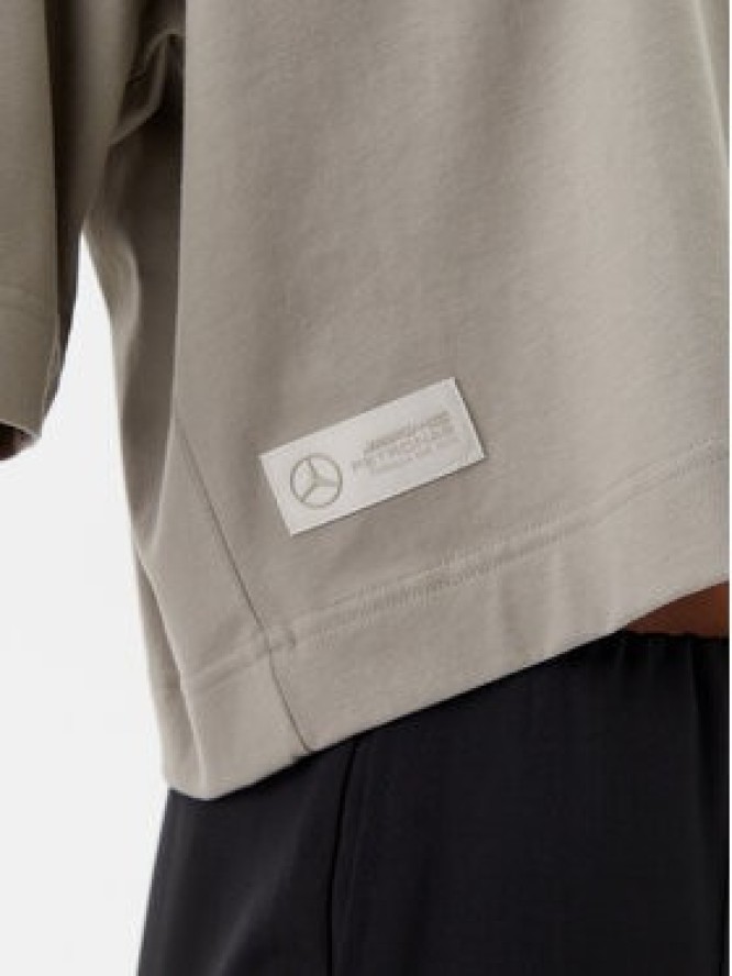 adidas T-Shirt Mercedes - AMG Petronas Formula One Team Premium JW3087 Beżowy Oversize